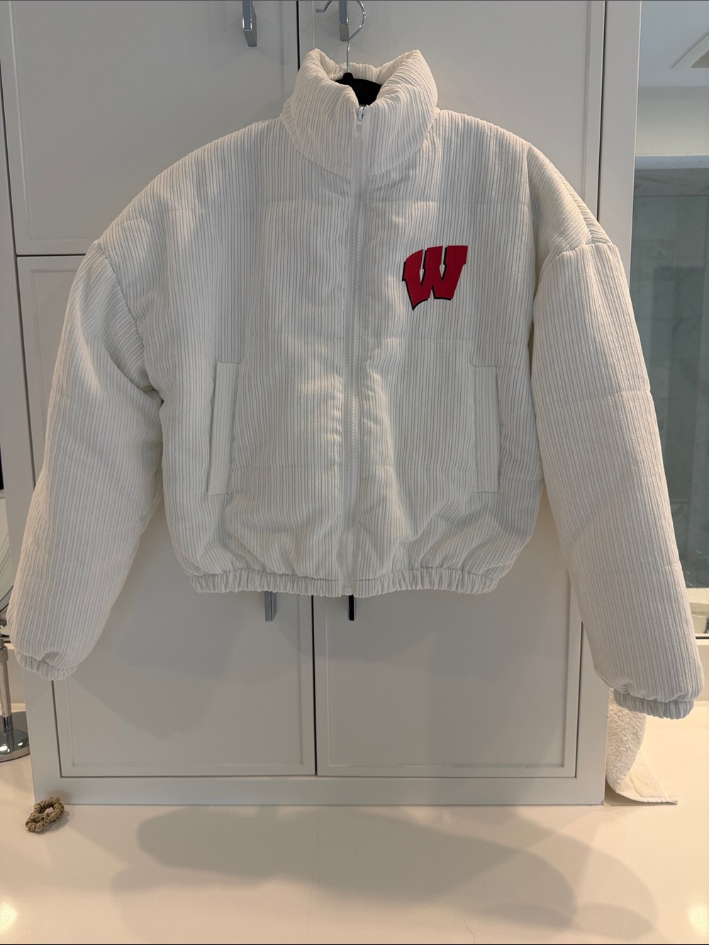 White Corduroy Puffer Jacket with Red 'W' Patch. Brand New. Great for game days